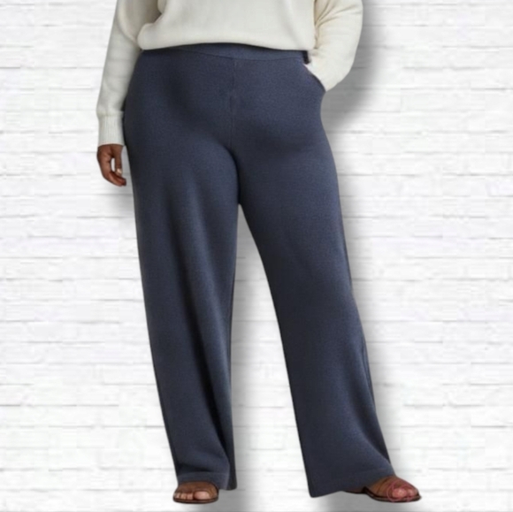 St. John Pants - St. John Basics Navy Blue Santana Knit Pull On Straight Leg Trouser Pants Sz 10